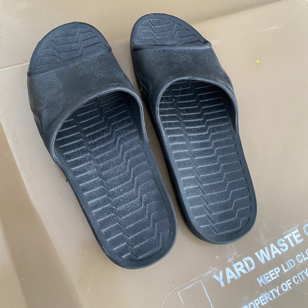 Men's sandals/slides